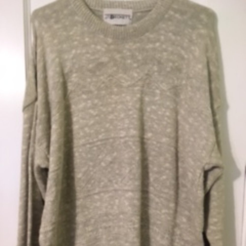 Men's sweater